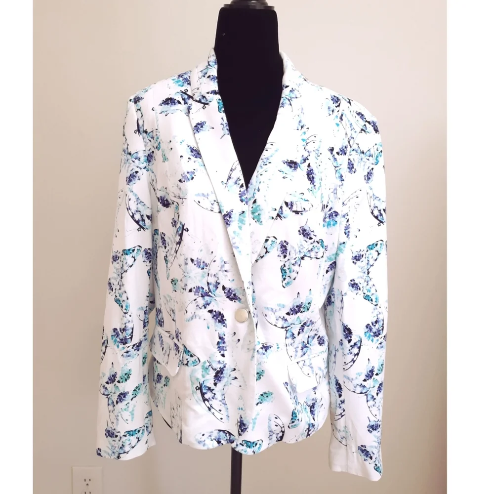 Reitmans | Blue Butterfly Print Blazer Jacket - Picture 1 of 2